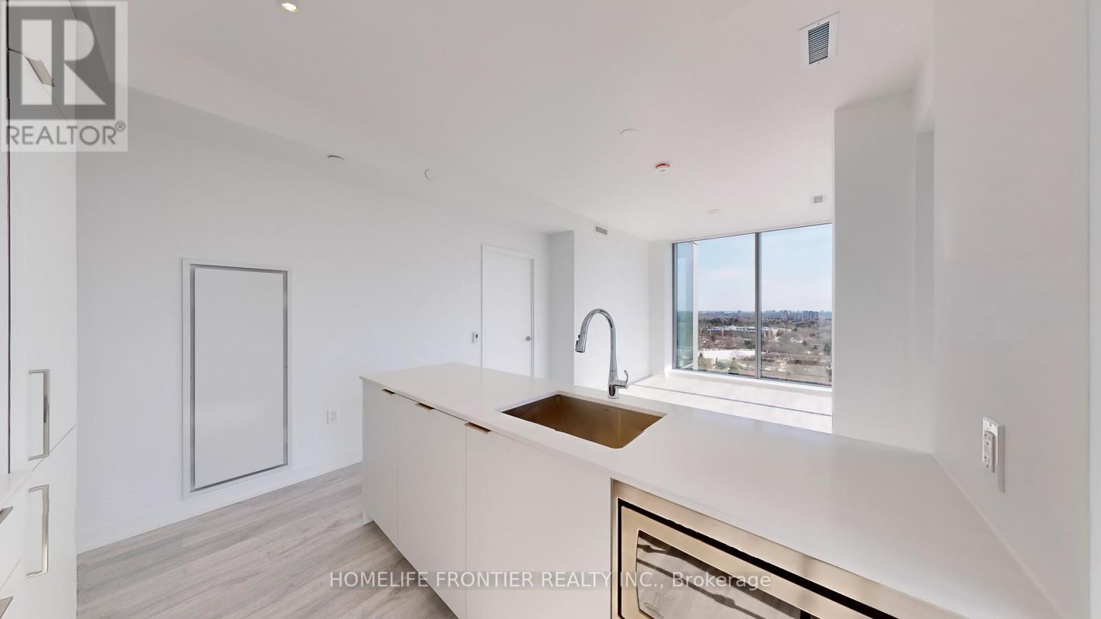 1604 - 8 Olympic Garden Drive, Toronto, Ontario  M2M 0B9 - Photo 10 - C12018889