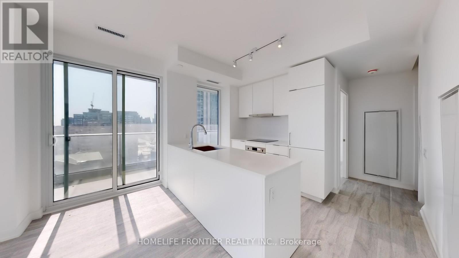 1604 - 8 Olympic Garden Drive, Toronto, Ontario  M2M 0B9 - Photo 8 - C12018889