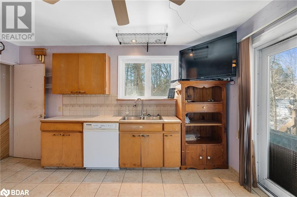 1010 Division Road W, Severn, Ontario  L3V 6H4 - Photo 14 - 40704306