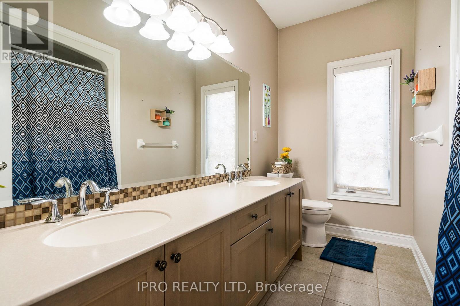 17 Maple Drive, Wasaga Beach, Ontario  L9Z 0A7 - Photo 32 - S12018887