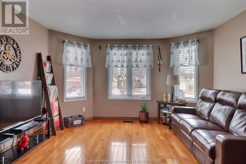 292 Valley Road, Chatham, Ontario  N7L 4Y3 - Photo 13 - 25001792