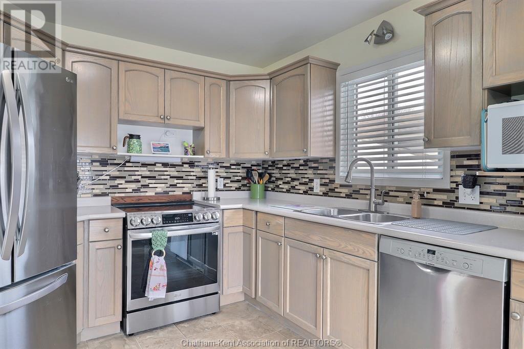292 Valley Road, Chatham, Ontario  N7L 4Y3 - Photo 17 - 25001792