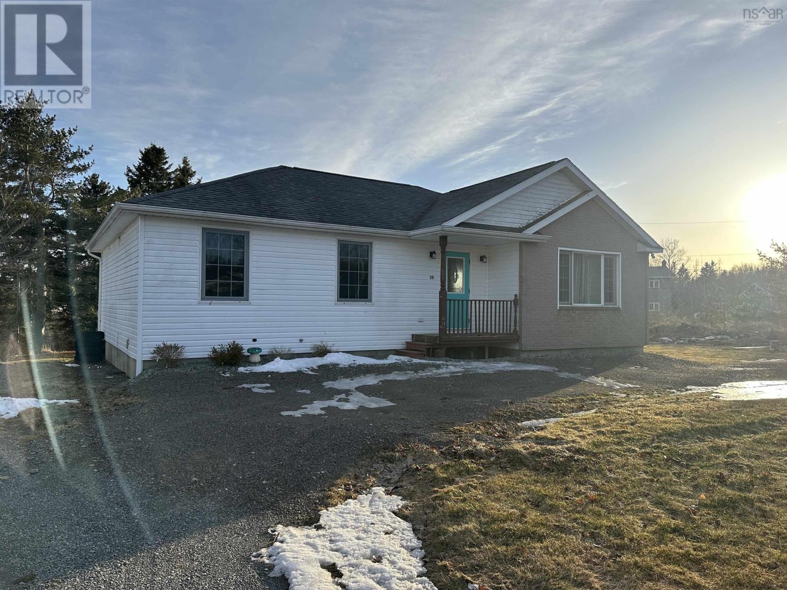 15 Birchwood Court, Port Hawkesbury, Nova Scotia  B9A 3H8 - Photo 5 - 202504872