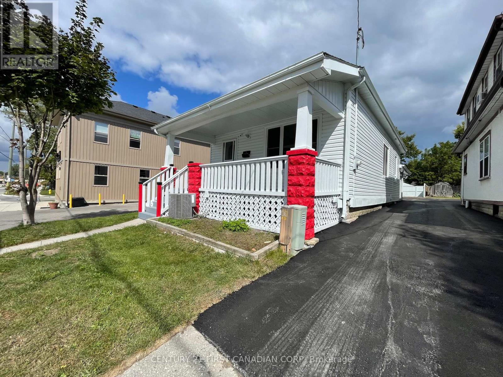Property at 498 EGERTON STREET image 1