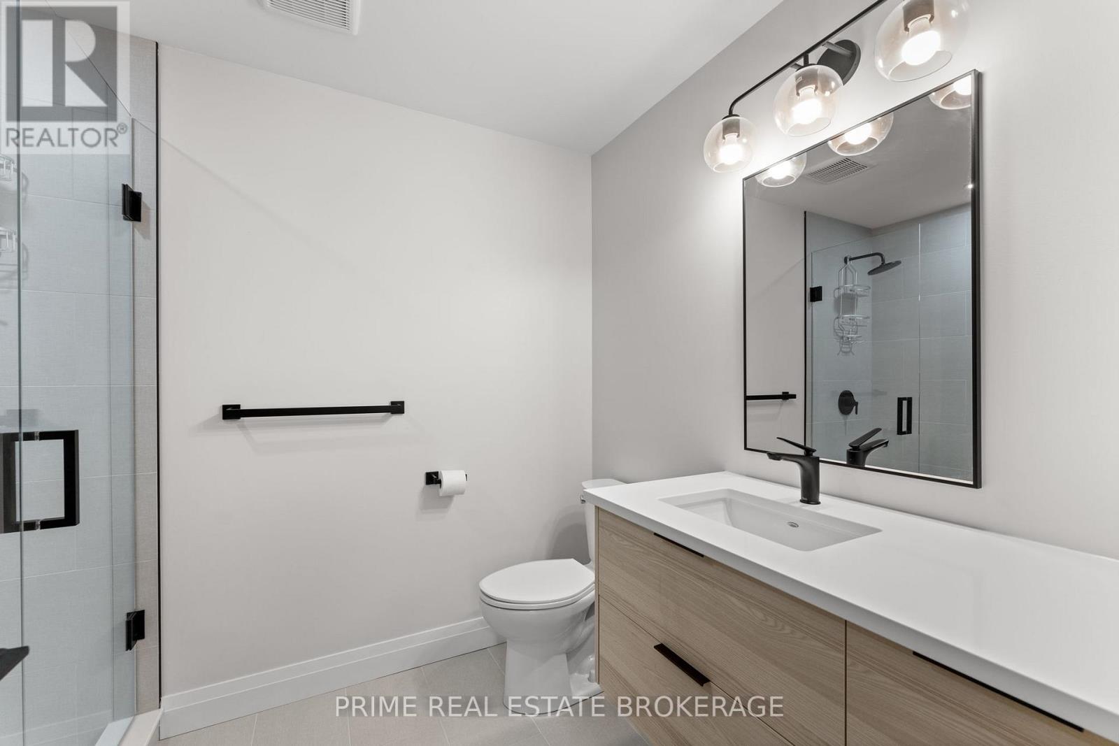 35 Walker Street, Lambton Shores, Ontario  N0M 1T0 - Photo 26 - X12018993
