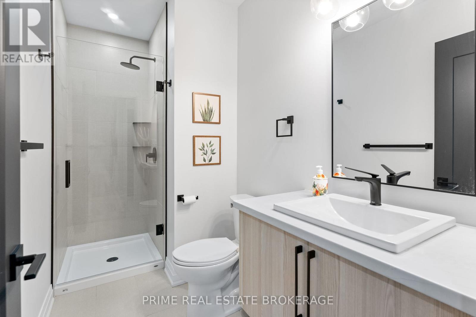 35 Walker Street, Lambton Shores, Ontario  N0M 1T0 - Photo 42 - X12018993