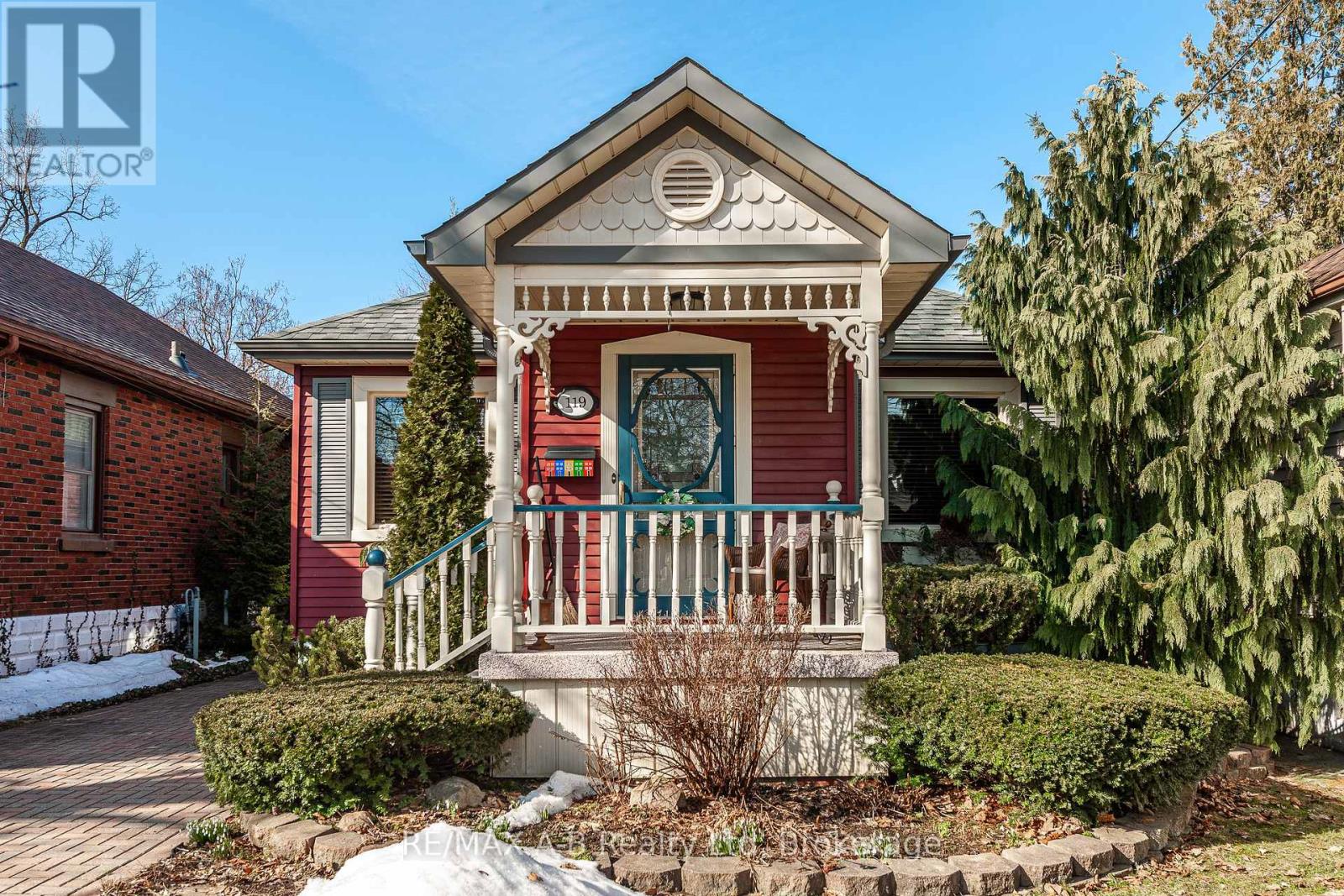 119 Thornton Avenue