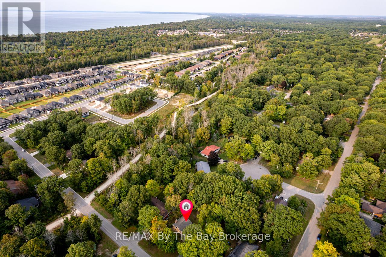 63 Rodrium Road, Wasaga Beach, Ontario  L9Z 1R5 - Photo 8 - S12019056