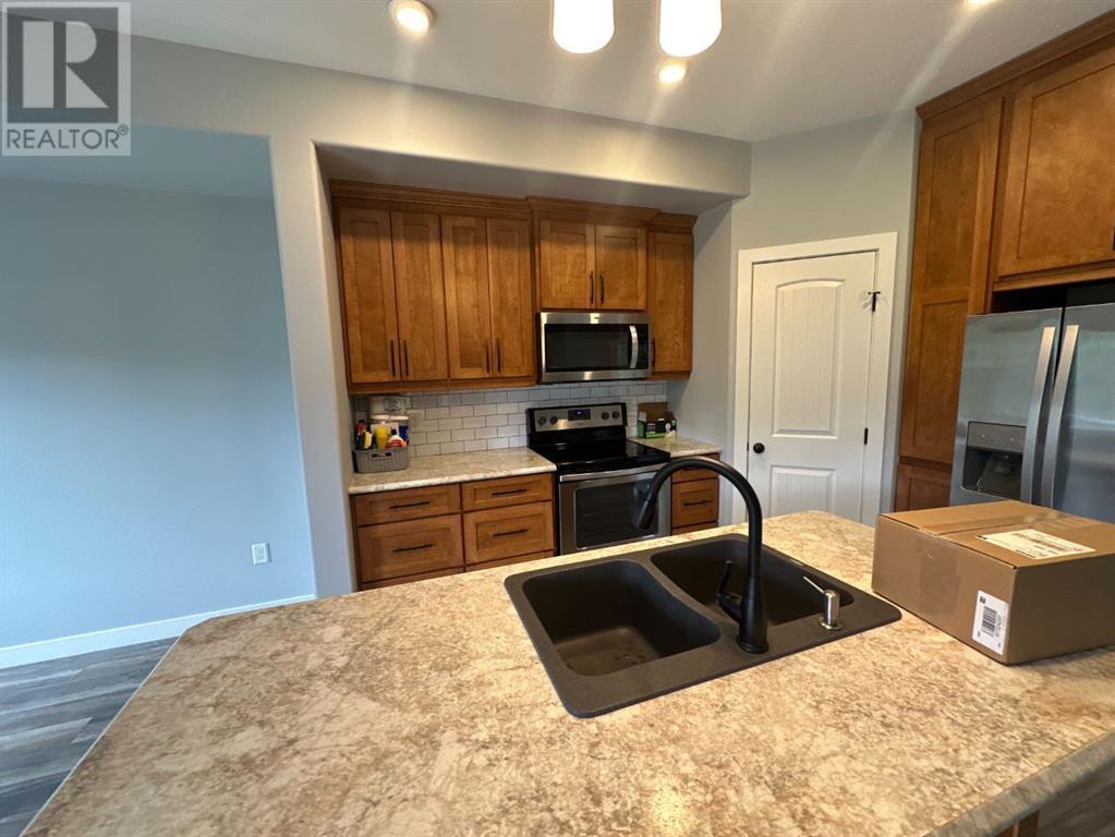 Property at 11321 & 11323 91 Street image 5