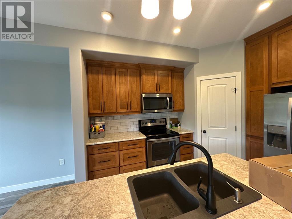 Property at 11321 & 11323 91 Street image 3
