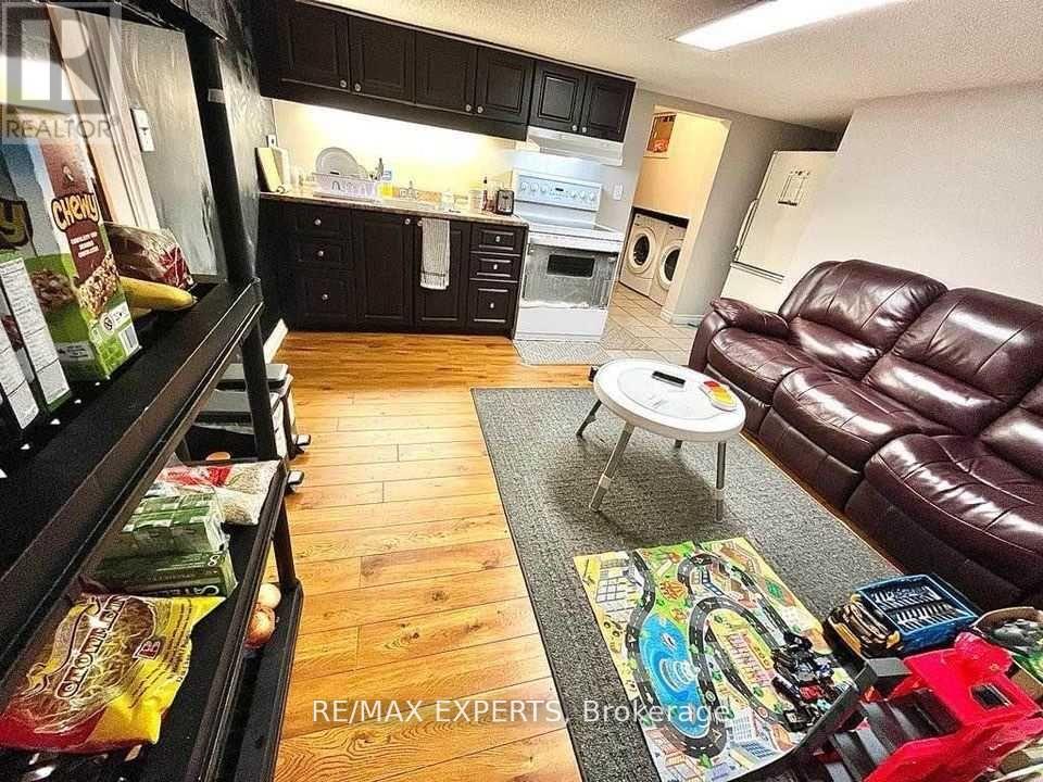 Bsmt - 1874 Fairport Road, Pickering, Ontario  L1V 1T4 - Photo 2 - E12018980