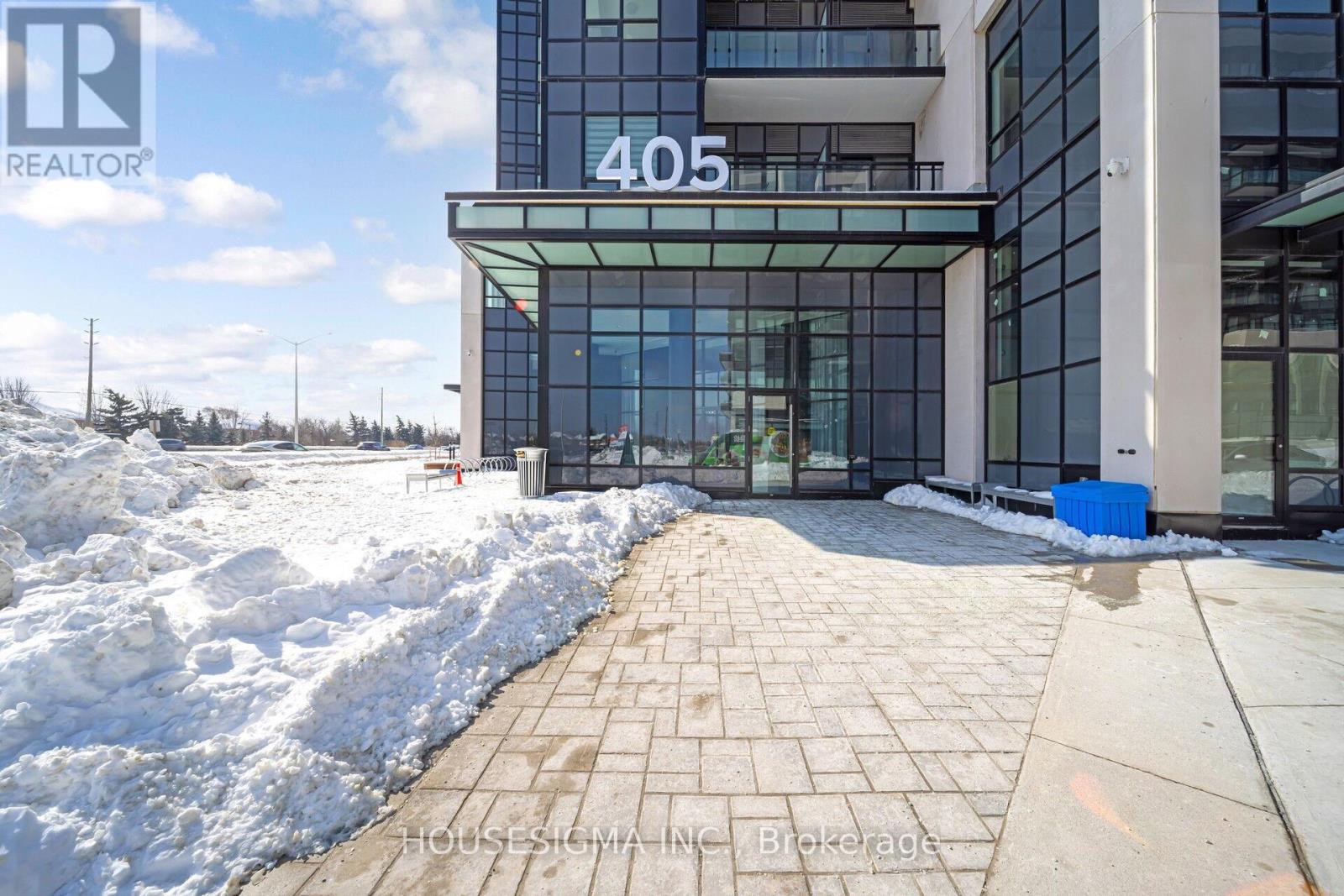 Property at 526 - 405 DUNDAS STREET W image 2