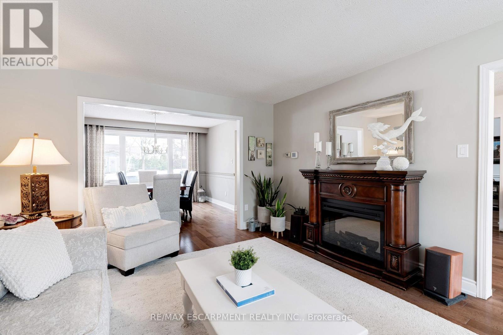 Property at 2174 BELGRAVE COURT image 4