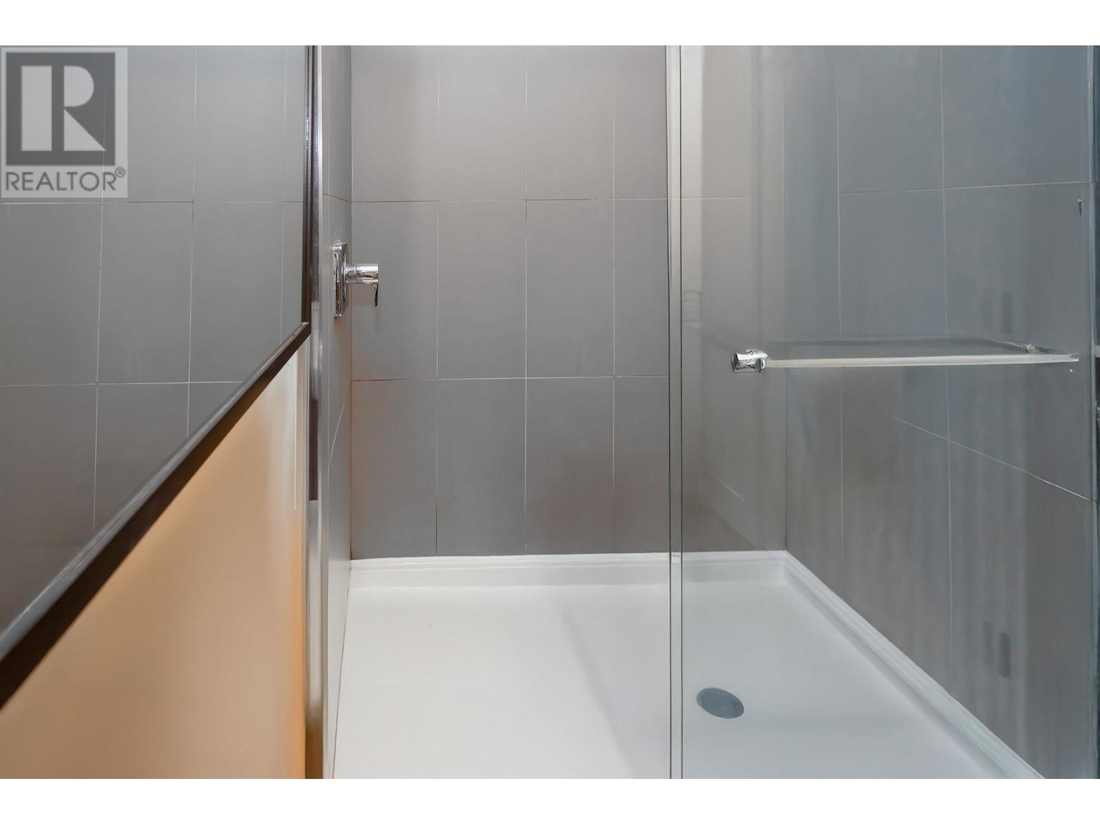 106 630 Como Lake Avenue, Coquitlam, British Columbia  V3J 0E4 - Photo 20 - R2976437