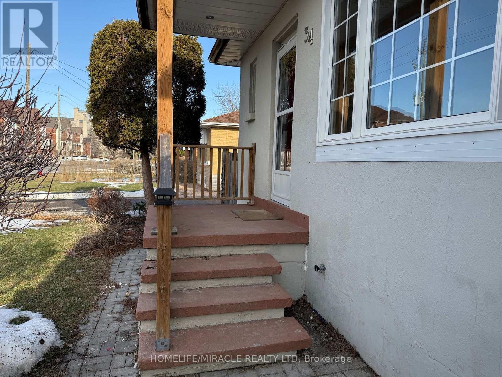 Property at 34 MCMURCHY AVENUE N image 4