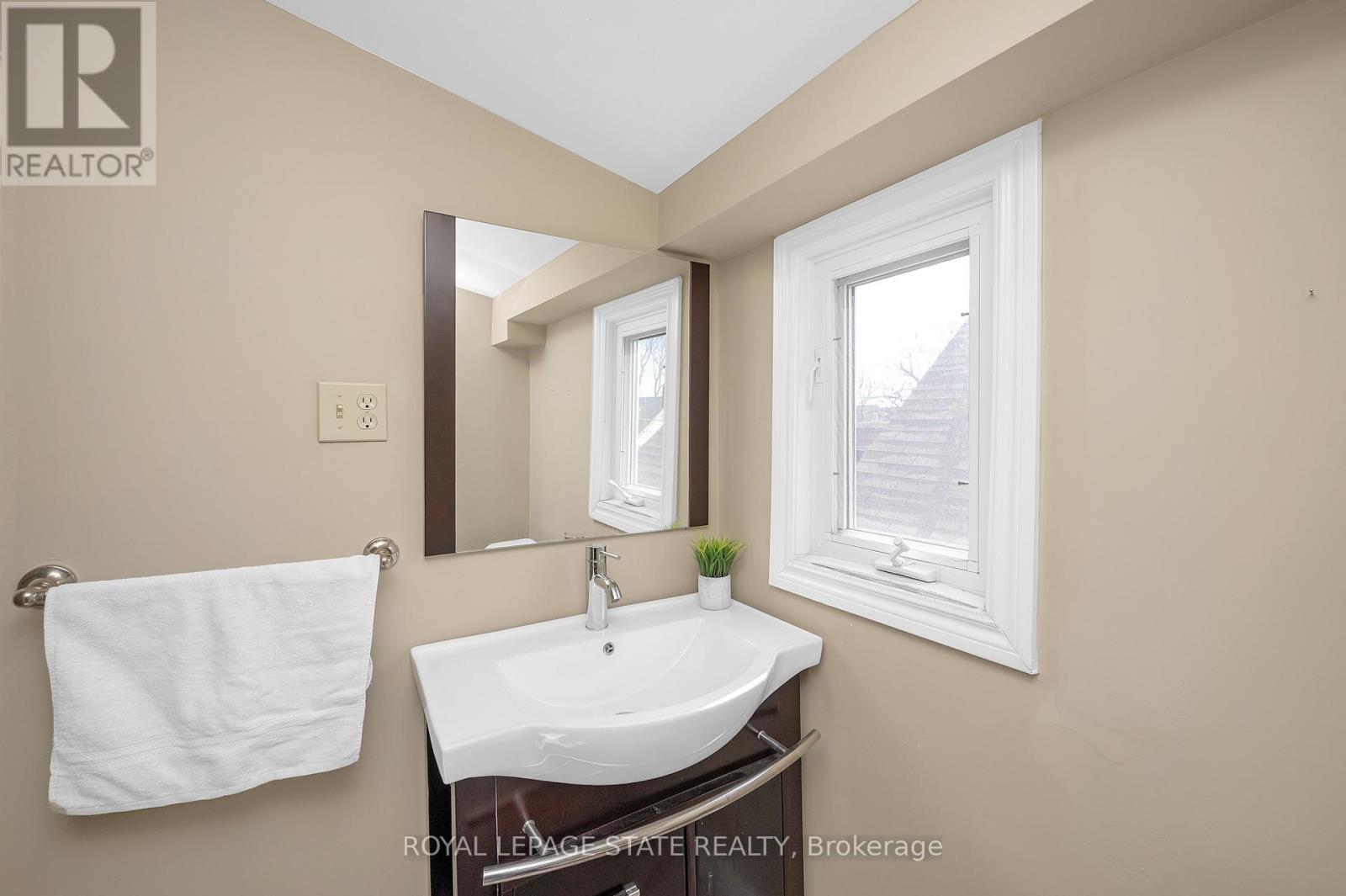 29 East 22nd Street, Hamilton, Ontario  L8V 2V4 - Photo 21 - X12019060