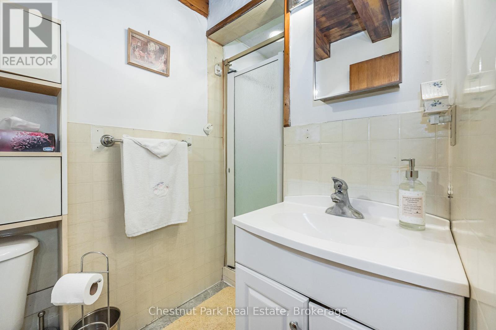 443 Centre Diagonal Road, South Bruce Peninsula, Ontario  N0H 2T0 - Photo 14 - X12008474