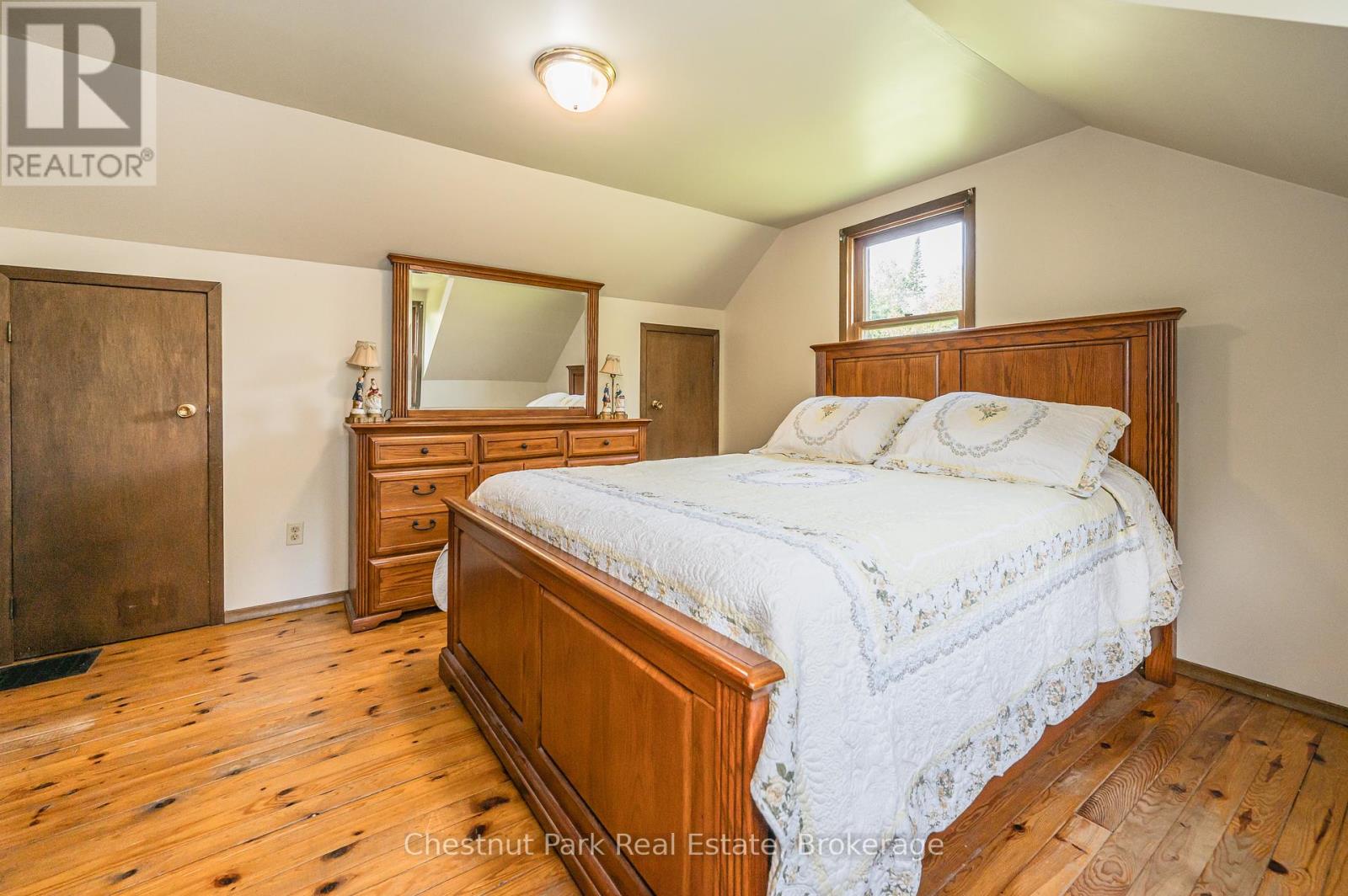 443 Centre Diagonal Road, South Bruce Peninsula, Ontario  N0H 2T0 - Photo 22 - X12008474