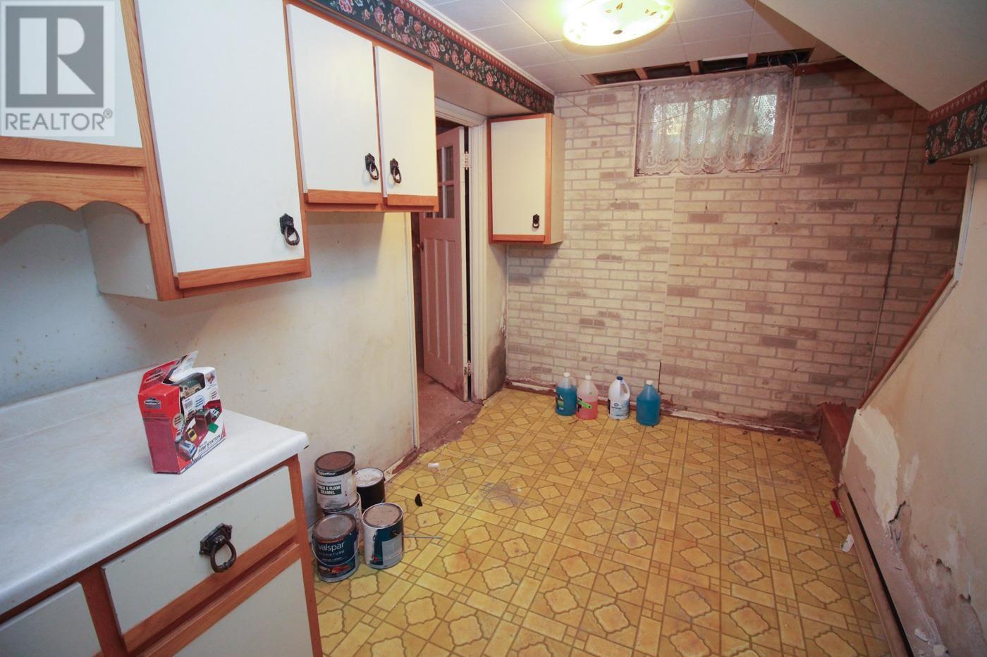 426 Woodcroft Ave, Sault Ste. Marie, Ontario  P6C 2G3 - Photo 20 - SM250440