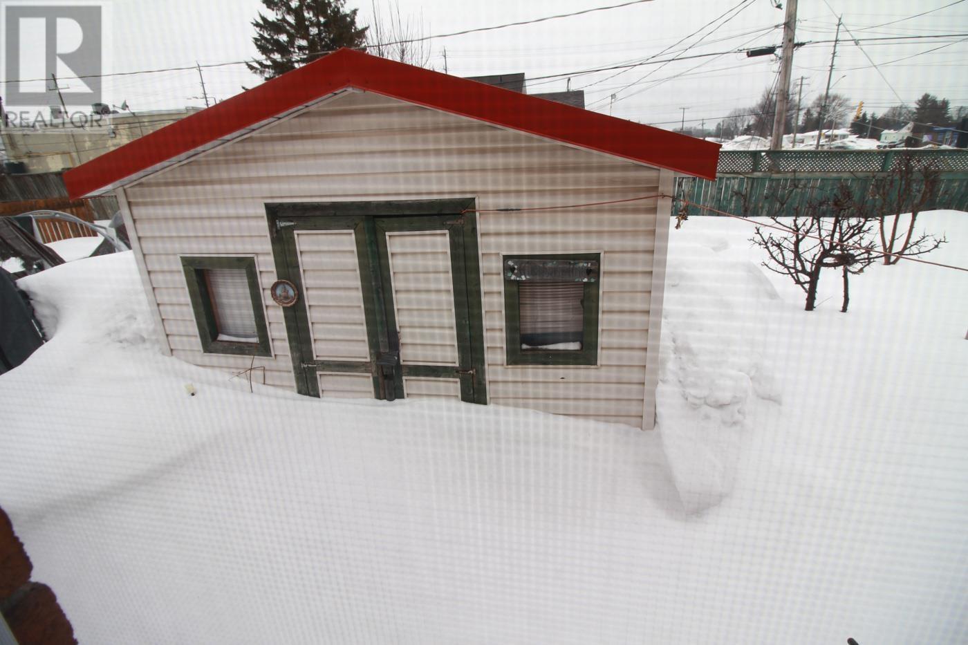 426 Woodcroft Ave, Sault Ste. Marie, Ontario  P6C 2G3 - Photo 5 - SM250440