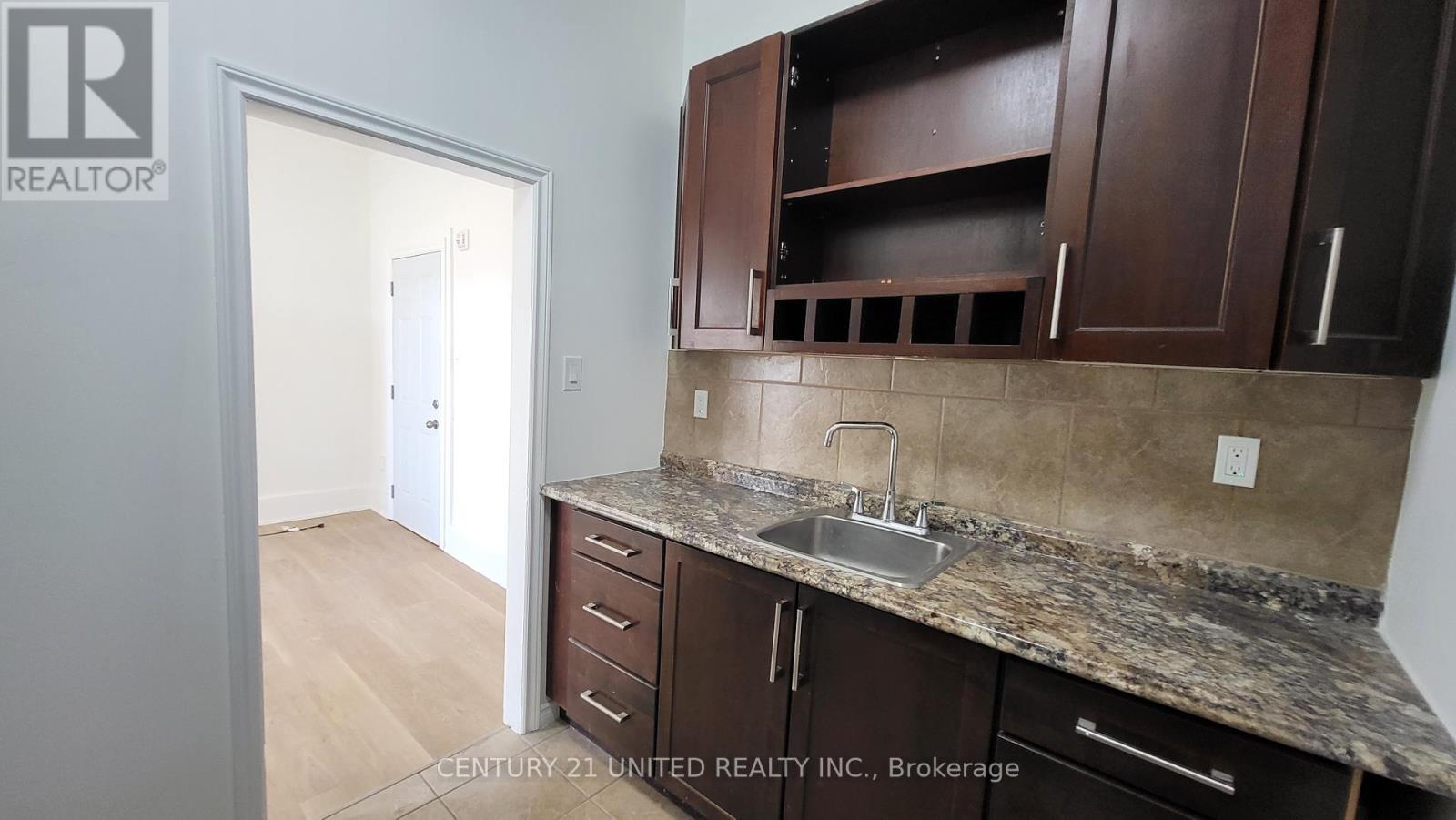 7 - 172.5 HUNTER STREET, Peterborough, Ontario