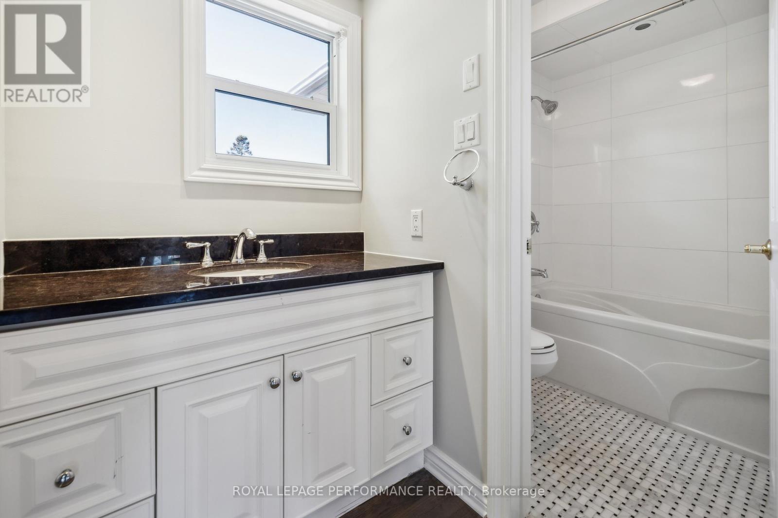 1873 Du Clairvaux Road, Ottawa, Ontario  K1C 5X9 - Photo 30 - X12019072
