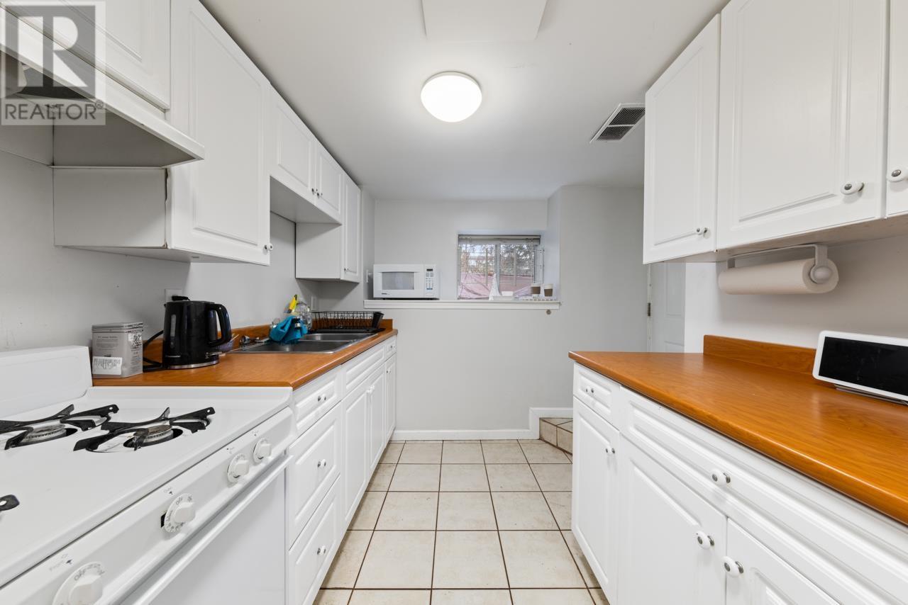 1727 Macdonald Street, Vancouver, British Columbia  V6K 3X7 - Photo 32 - R2977856