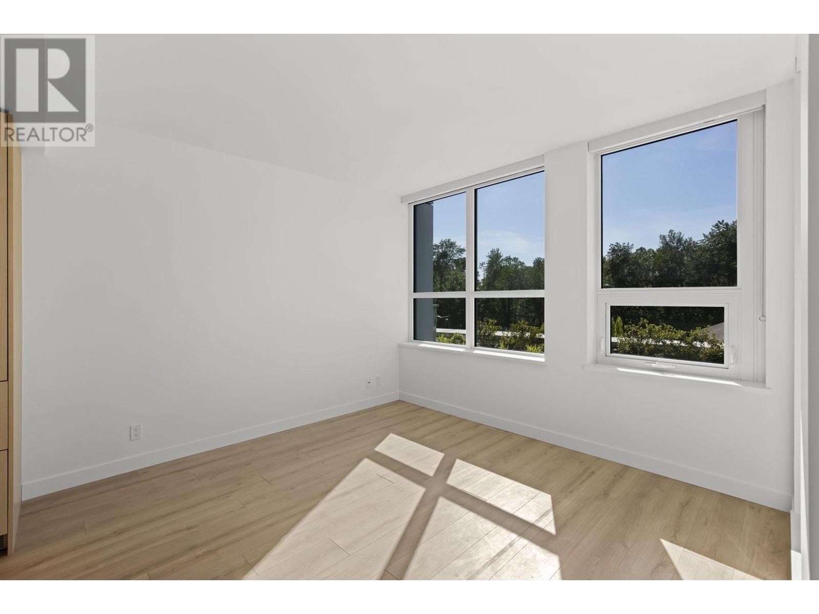 318 1500 Fern Street, North Vancouver, British Columbia  V7J 0E6 - Photo 3 - R2977862