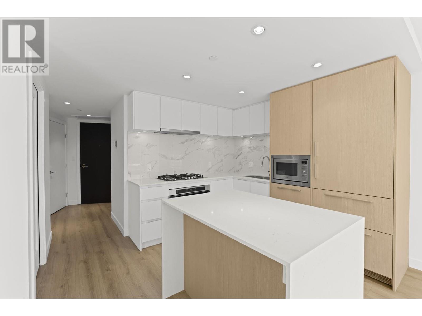 318 1500 Fern Street, North Vancouver, British Columbia  V7J 0E6 - Photo 5 - R2977862