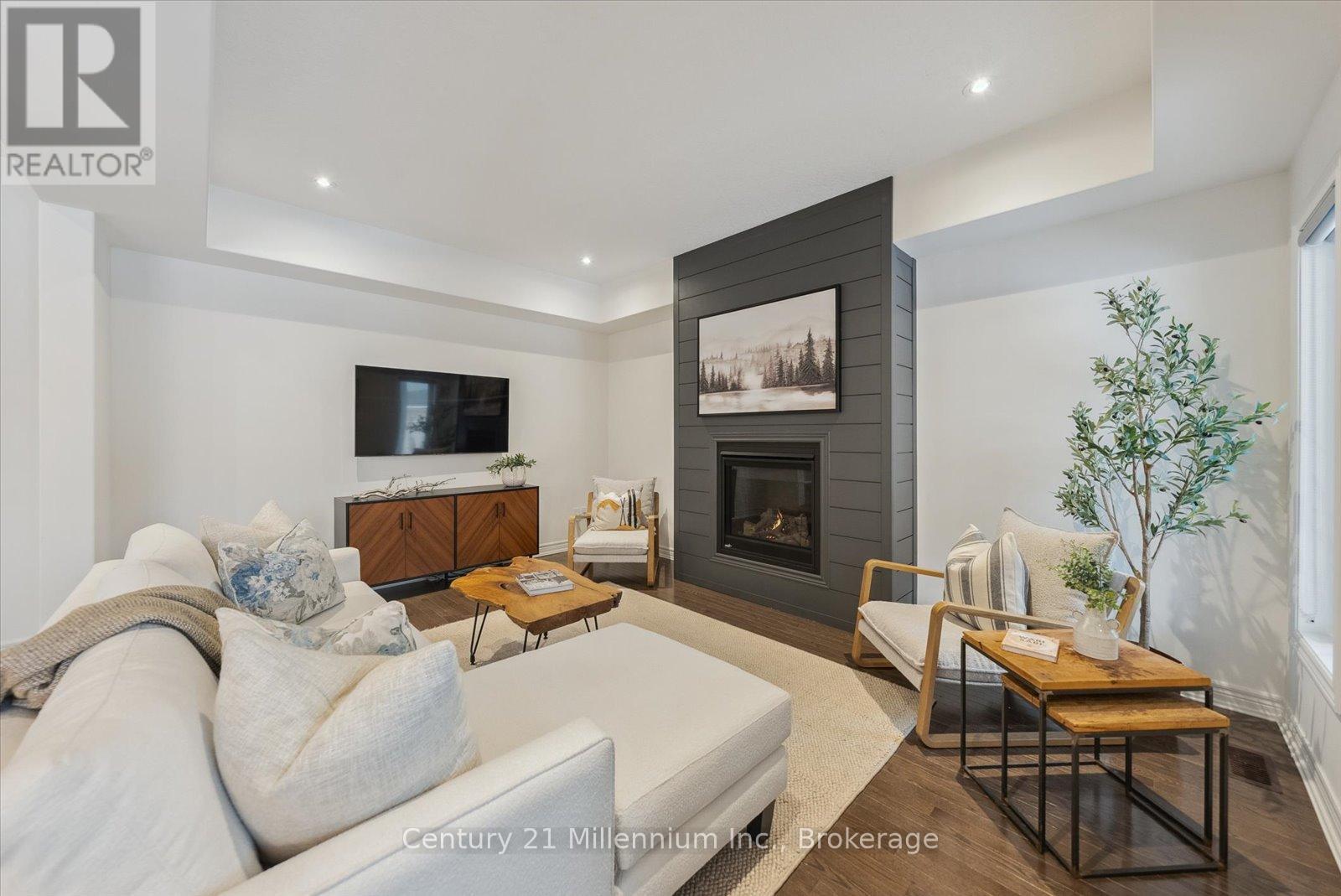 16 Bassett Street, Collingwood, Ontario  L9Y 3B7 - Photo 14 - S12019084