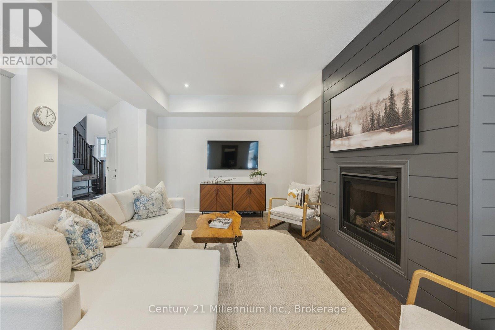 16 Bassett Street, Collingwood, Ontario  L9Y 3B7 - Photo 15 - S12019084
