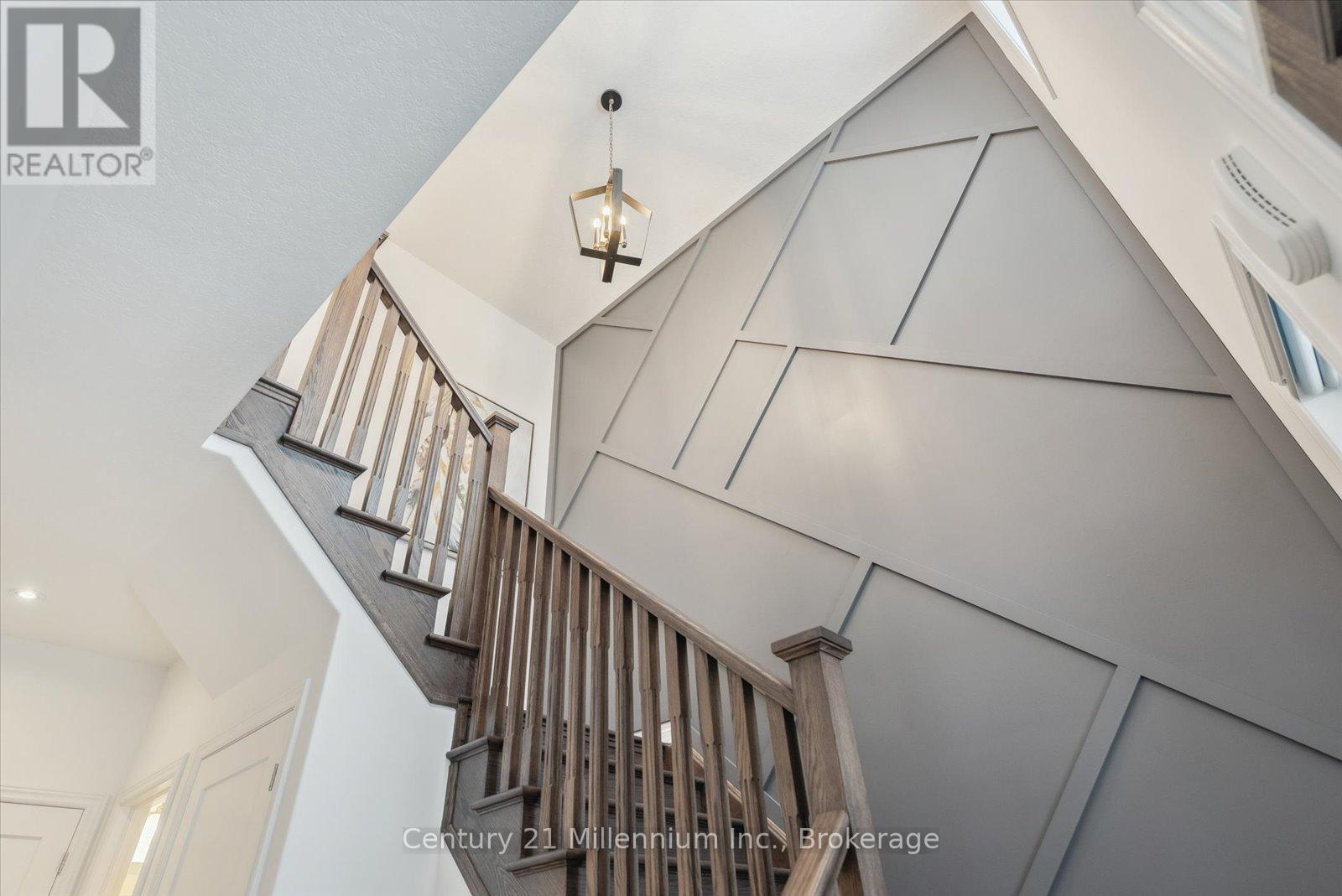 16 Bassett Street, Collingwood, Ontario  L9Y 3B7 - Photo 8 - S12019084