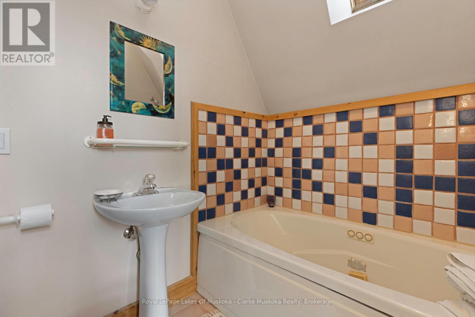12 Osprey Road, Seguin, Ontario  P0C 1H0 - Photo 11 - X12019131