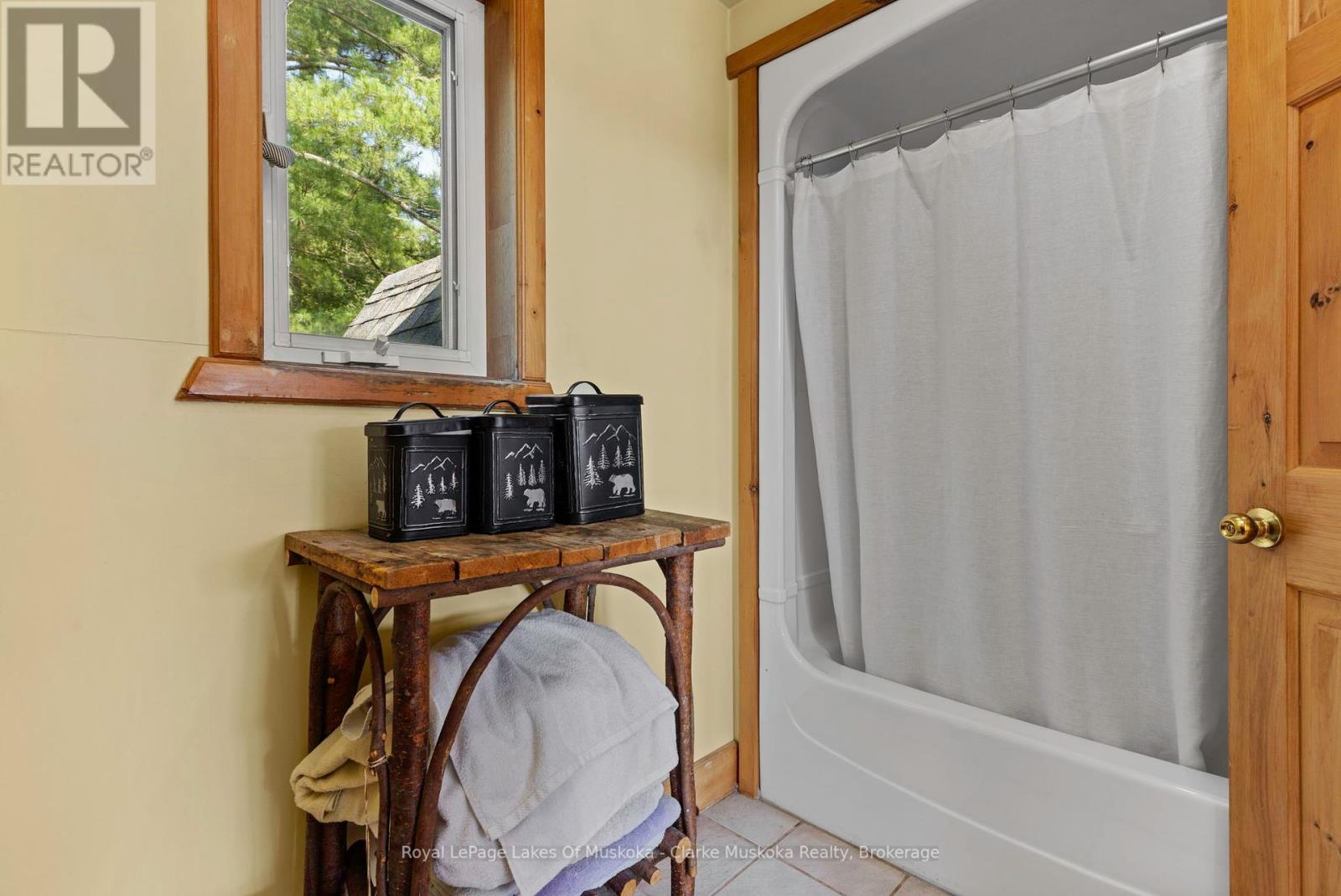 12 Osprey Road, Seguin, Ontario  P0C 1H0 - Photo 15 - X12019131