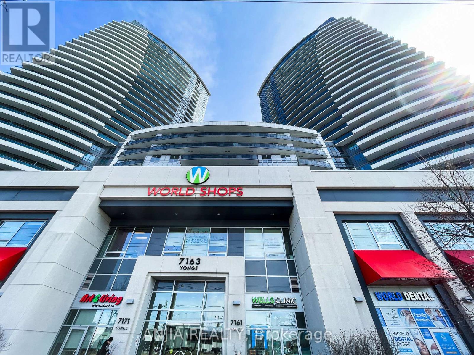 1032 - 7161 Yonge Street, Markham, Ontario  L3T 0C8 - Photo 2 - N12012465