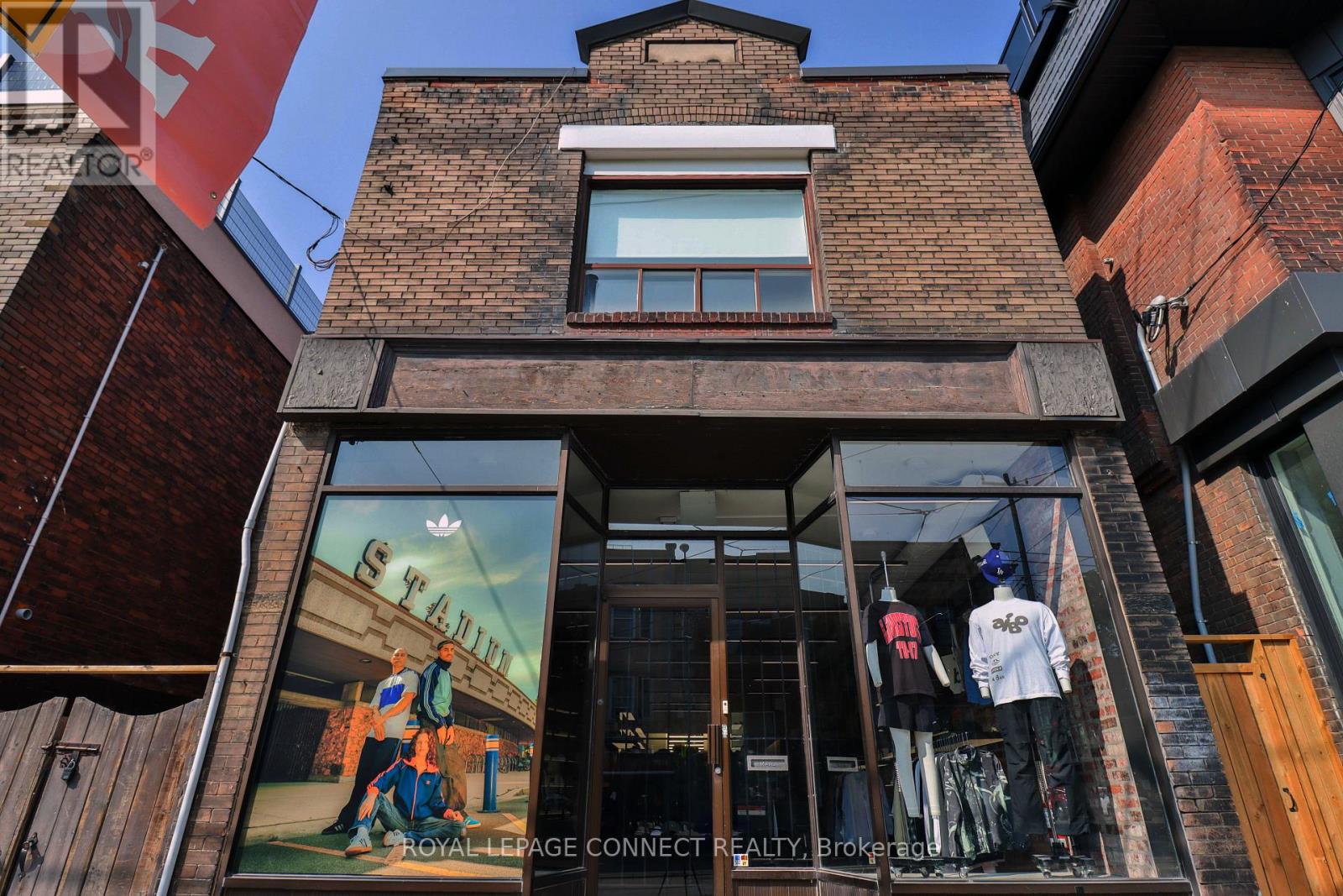Main - 406 Roncesvalles Avenue, Toronto, Ontario  M6R 2M9 - Photo 1 - W12019085