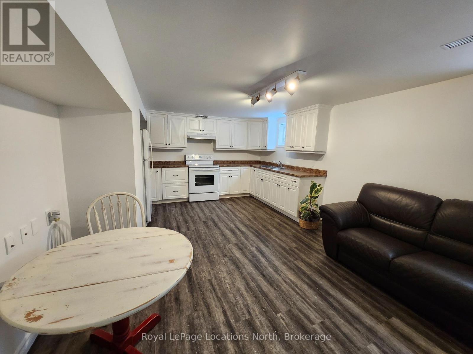 635 Oak Street, Collingwood, Ontario  L9Y 2Z7 - Photo 24 - S11953133