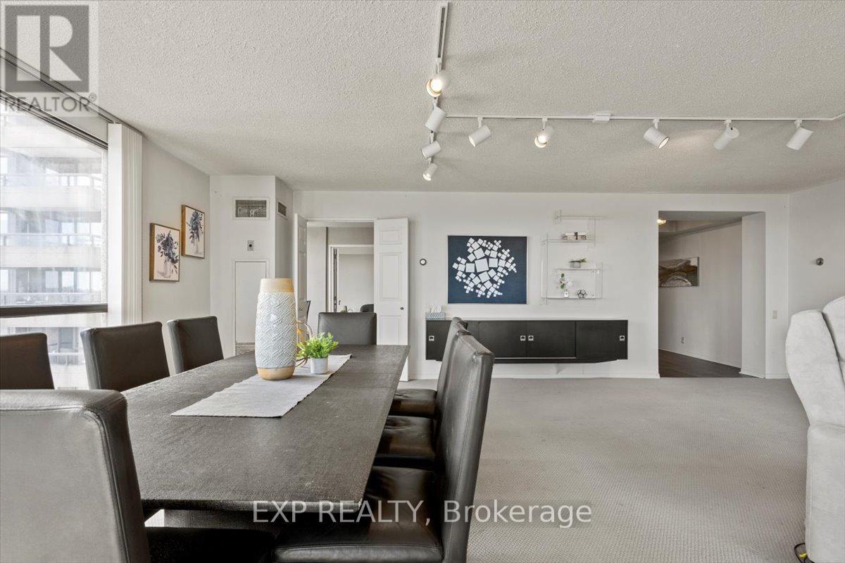 1405 - 3 Concorde Place, Toronto, Ontario  M3C 3K7 - Photo 7 - C12019189