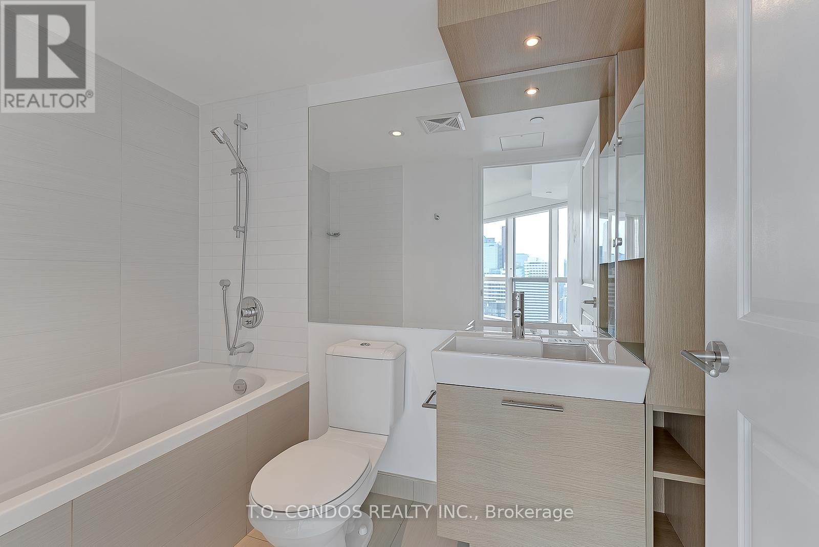 3808 - 386 Yonge Street, Toronto, Ontario  M5B 0A5 - Photo 18 - C12018474