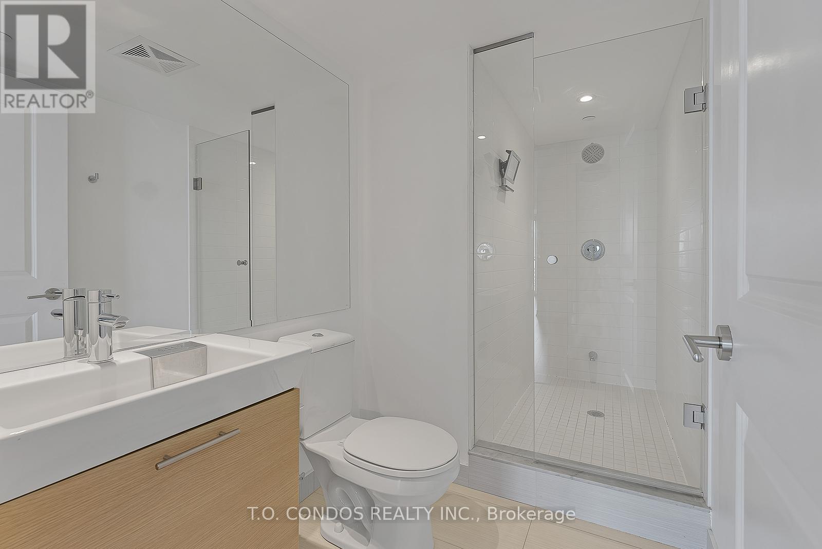 3808 - 386 Yonge Street, Toronto, Ontario  M5B 0A5 - Photo 3 - C12018474