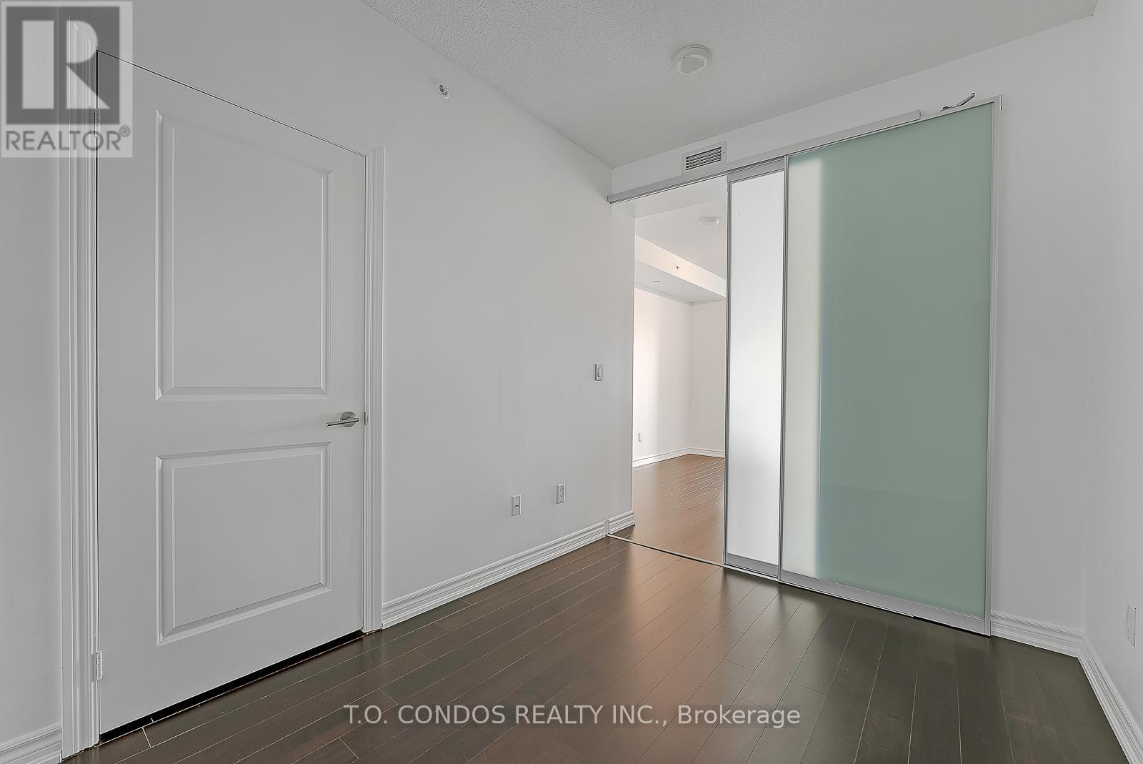 3808 - 386 Yonge Street, Toronto, Ontario  M5B 0A5 - Photo 7 - C12018474