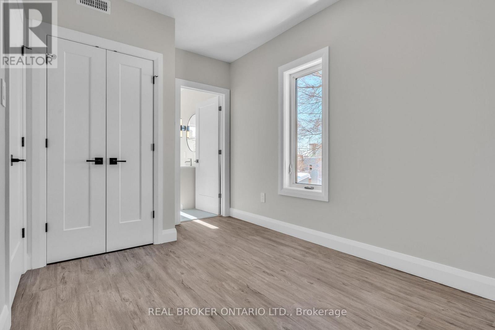 A - 404 Arlington Avenue, Ottawa, Ontario  K1R 6Z6 - Photo 12 - X12019198