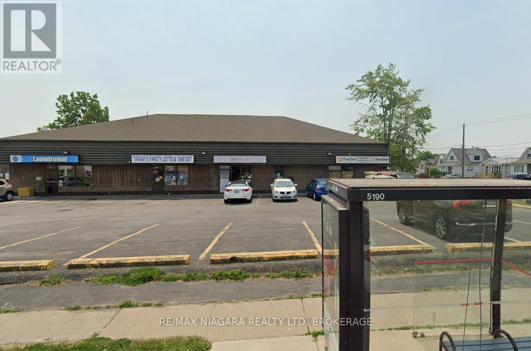 4 - 601 Southworth Street, Welland, Ontario  L3B 2A2 - Photo 1 - X12019219