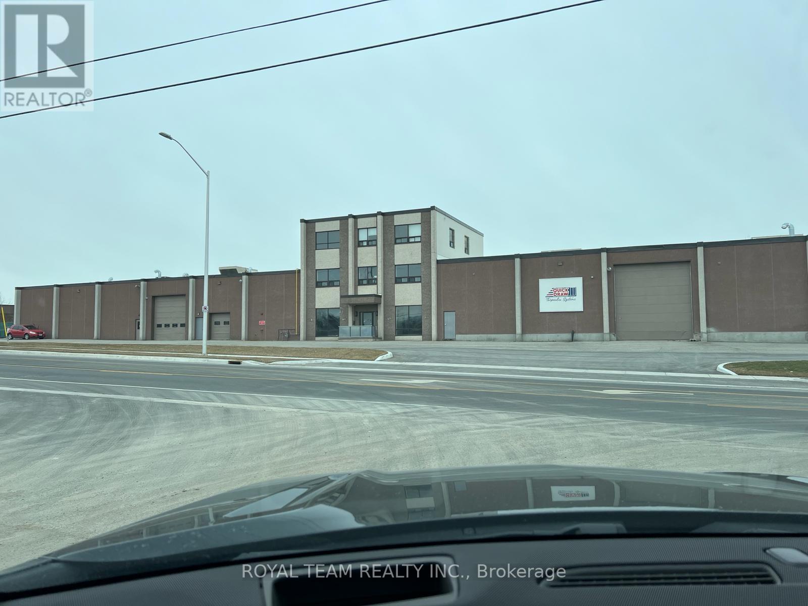 270 Bronte Street N, Milton, Ontario  L9T 3N6 - Photo 11 - W12017375