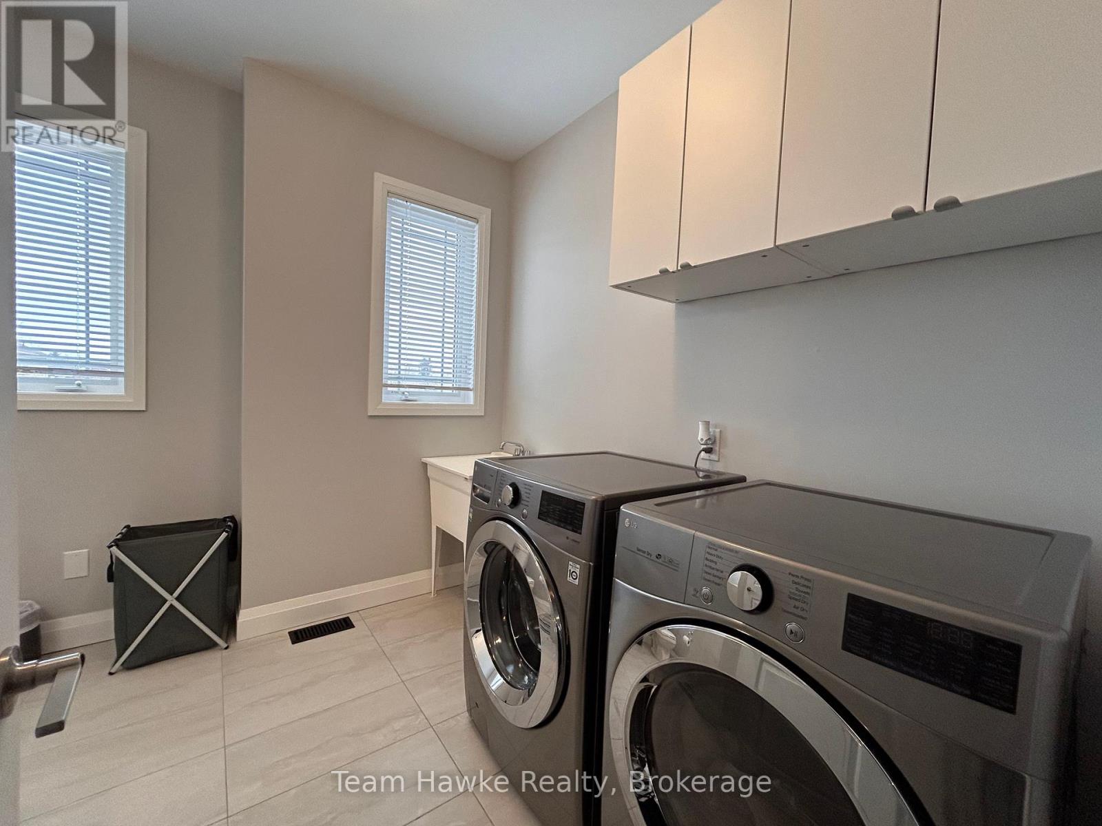 152 Bishop Drive, Barrie, Ontario  L4N 6X8 - Photo 18 - S12019211