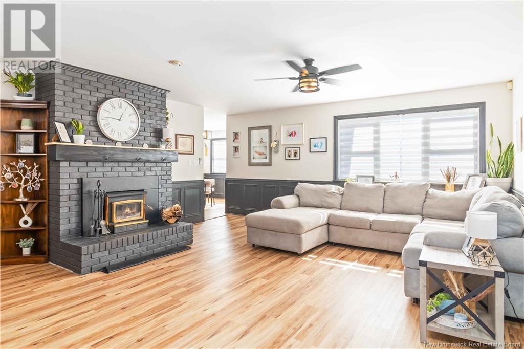 Property at 348 Gibson Street image 5
