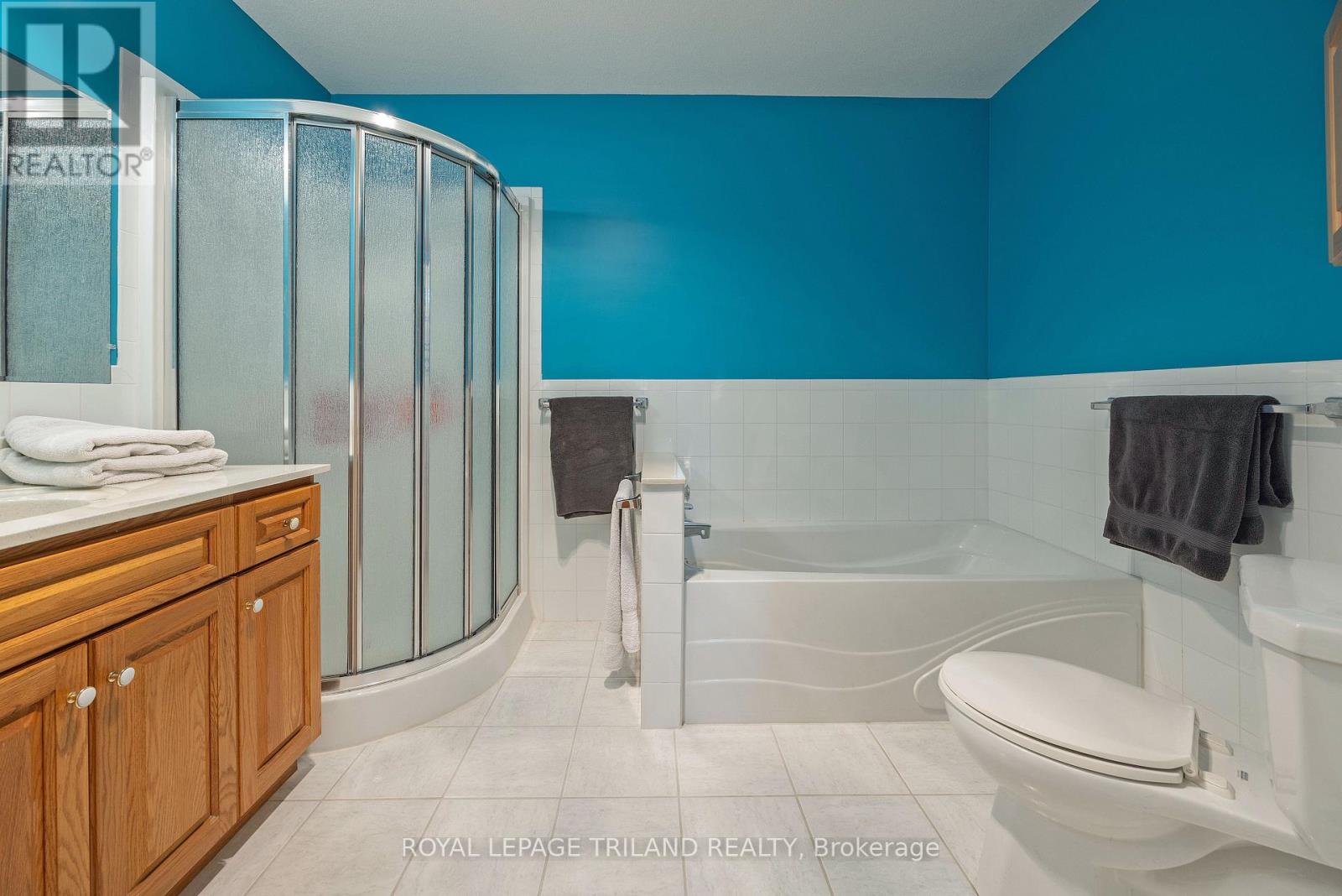 22164 Dundonald Road, Southwest Middlesex, Ontario  N0L 1M0 - Photo 17 - X11889671
