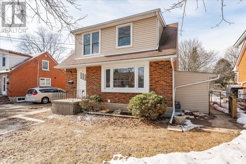 8 Vancouver Drive, Guelph, Ontario  N1E 2E8 - Photo 3 - X12019204