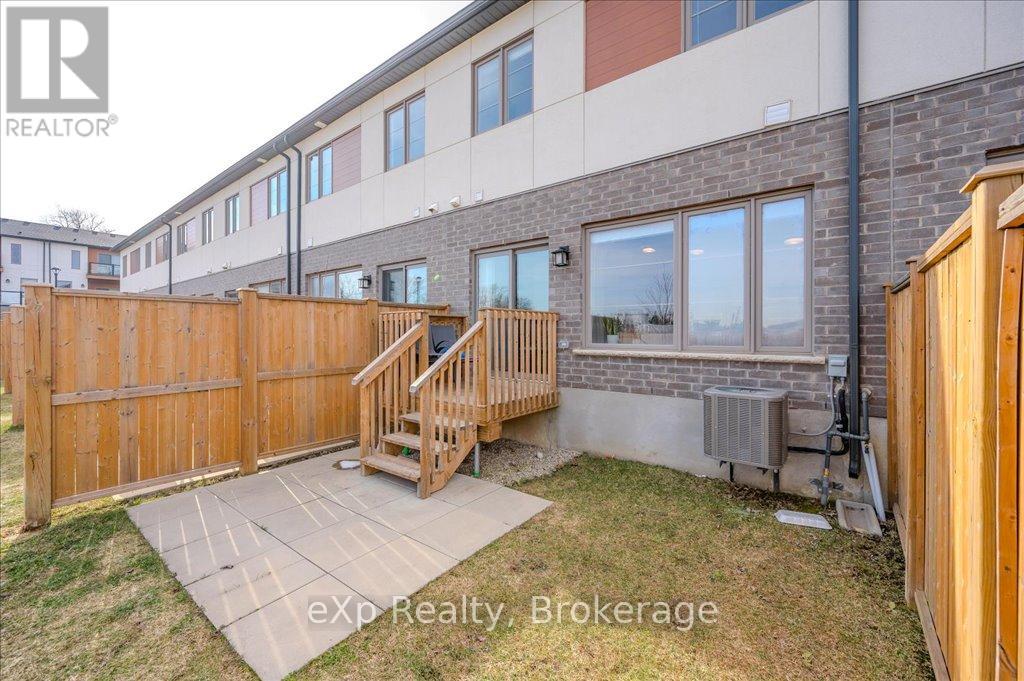 43 Steele Crescent, Guelph, Ontario  N1E 0S7 - Photo 36 - X12019275