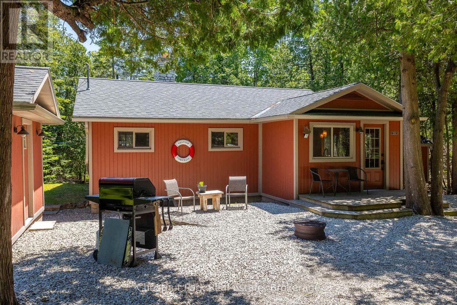 93 Borden Drive, Northern Bruce Peninsula, Ontario  N0H 2R0 - Photo 2 - X12018888